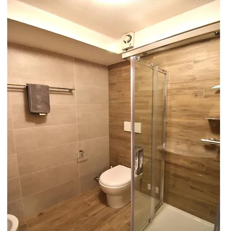 Schuss 1 Cervinia With Balcony- Without Wifi - Cir 0197 *